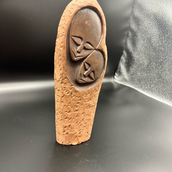 Red Stone Mother & Child Hand Carved In Zimbabwe sculpture statue home accents - Picture 9 of 11